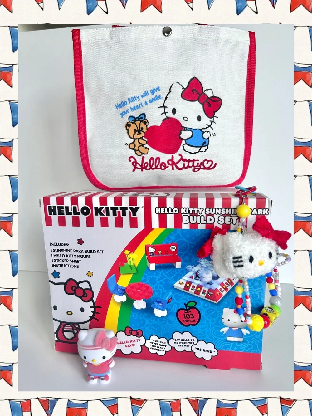 ❤️(HK411) Hello Kitty Adorable 4-Piece Tote Bag Bundle!